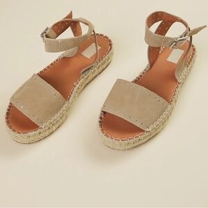 NEW Altar’d State X MIA Strap Sandals Size 8.5 Tan Arula LIMITED EDITION